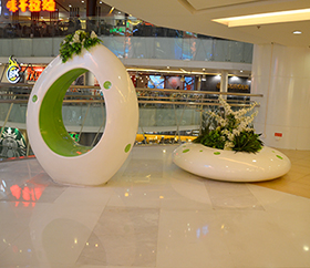 綜合工藝及材質更符合商業(yè)美陳制作需求